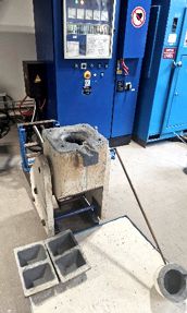 Induktionstiegelschmelzofen 30 Induktionstiegelschmelzofen 30